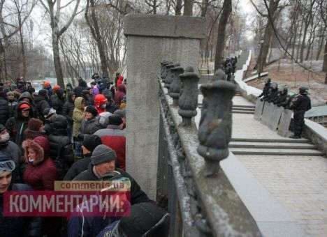 На Грушевского сохранят перемирие до завтра