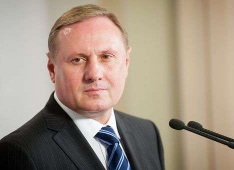 Ефремов рассказал, что вопрос о референдуме по ЕС и ТС с повестки дня не снят