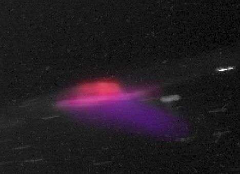 «Хаббл» и «Кассини» вместе зафиксировали полярное сияние на Сатурне