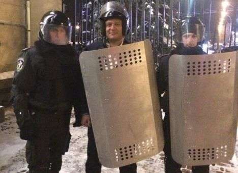 Добкин хочет приравнять «Беркут» к участникам боевых действий