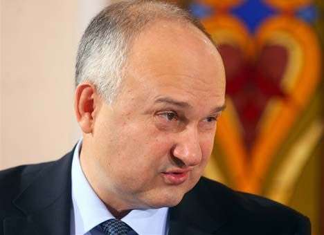 Экс-глава СБУ назвал реакцию властей на акцию протестов неадекватной