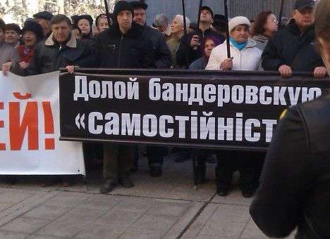 Крымские депутаты «оплакивают» передачу Крыма Украине (ФОТО)