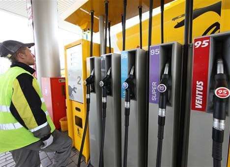 Операторы АЗС опровергают информацию о закрытии заправок в столице