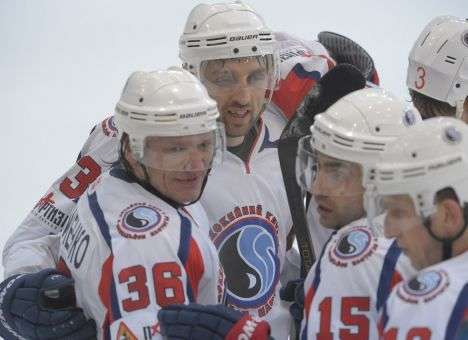 В чемпионате Украины по хоккею определились участники плей-офф