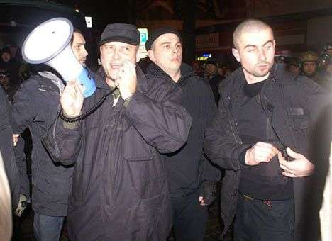 «Правый сектор» увидел в заявлении Януковича «очковтирательство»