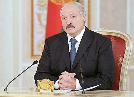 Лукашенко: Захарченко в Беларуси нет