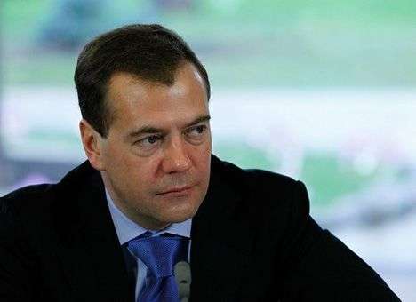 Медведев заявляет, что все соглашения с Украиной будут исполняться