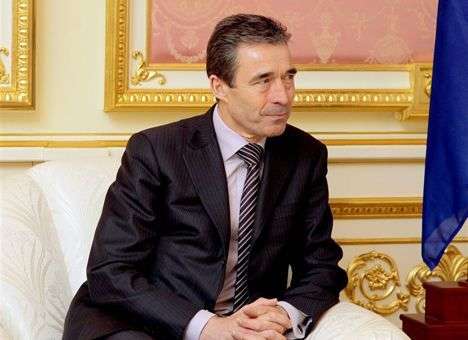 НАТО не располагает информацией о планах военного вмешательства России в Украину — Расмуссен