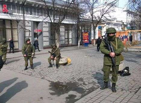 НАТО осудило усиление военных действий России в Крыму