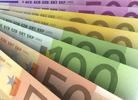 ЕС готов выделить Украине кредит на €6 млрд.