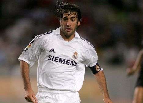 Легенда «Реала» и сборной Испании объявил о завершении карьеры