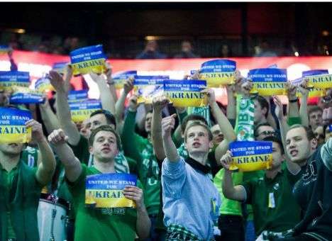 Тысячи литовцев провели акцию «Вместе за Украину» (ФОТО)