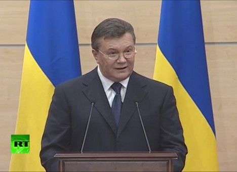 Янукович заявил, что в Украине действует банда неофашистов под знаменем Бандеры