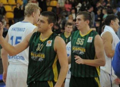 «Азовмаш» одержал пятую победу подряд в Суперлиге