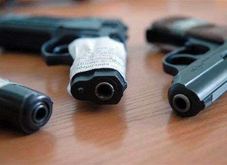 Украинцы сдали почти 800 единиц нелегального оружия, — МВД