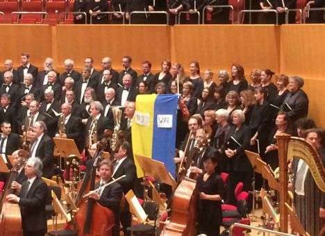 Русский скрипач на концерте в Германии поддержал Украину (ВИДЕО)