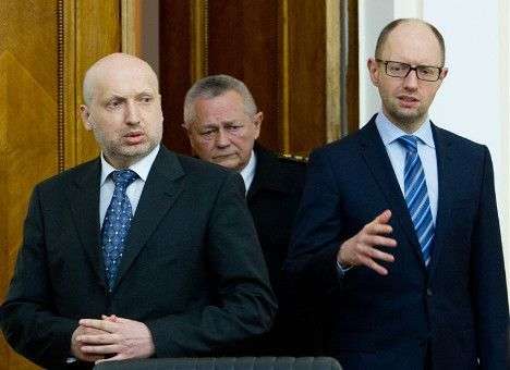 Тенюха и Ярему не впустили в Крым —  СНБО созывает экстренное заседание
