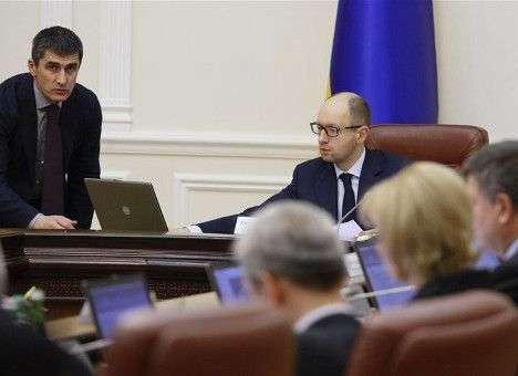 Кабмин утвердил план эвакуации украинцев из Крыма