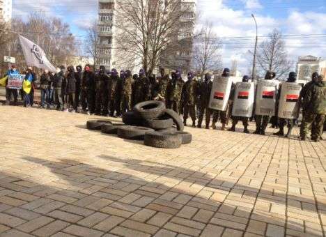 В Чернигове активисты требуют «люстрировать» назначенного  Киевом начальника УМВД (ВИДЕО, ФОТО)