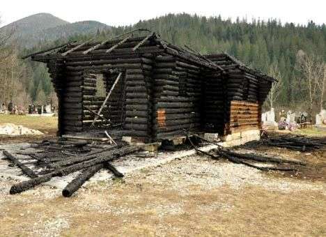 В Прикарпатье сгорело два храма за одну неделю (ФОТО)