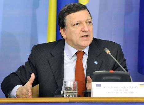 ЕС пригрозил России третьим пакетом санкций