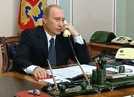 Путин позвонил Меркель поговорить об Украине