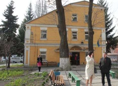 Центральный район Киева может остаться без скорой помощи