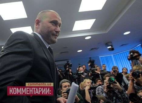 Ярош заявил, что регулярно консультируется с СБУ и дружит с Наливайченко