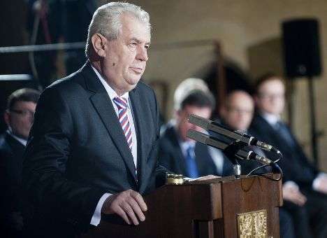 Президент Чехии поддержит строгие санкции против РФ в случае аннексии востока Украины