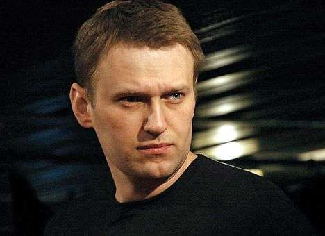 17 апреля Навального начнут судить за клевету