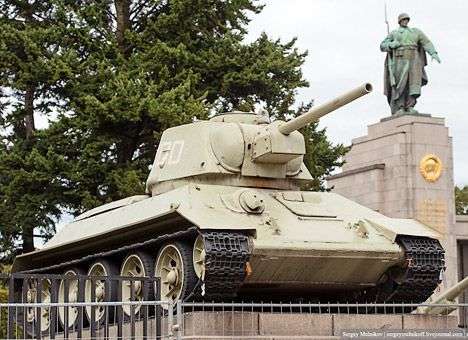Танки Т-34 могут убрать с мемориала советским воинам в Берлине