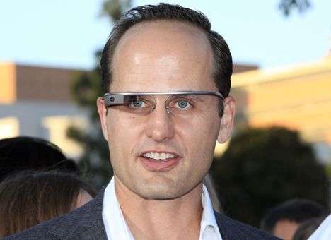 Американский пластический хирург уже не мыслит работы без Google Glass