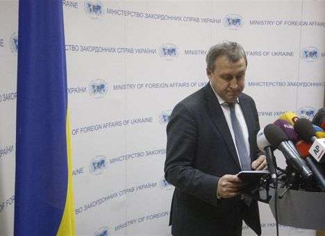 Дещица улетел на встречу с представителями ЕС, США и РФ по ситуации в юго-восточной Украине