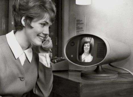 Первому видеозвонку исполняется 50 лет