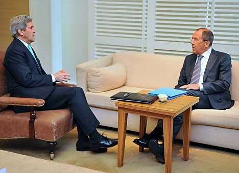 Керри предложил Лаврову публично призвать юго-восток Украины разоружиться