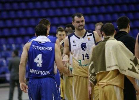 Плей-офф Суперлиги: «Будивельник» разгромил «Азовмаш», установив рекорд