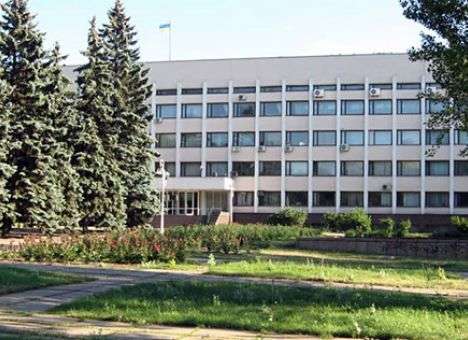 Милиция взяла под охрану освобожденную от сепаратистов мэрию Мариуполя
