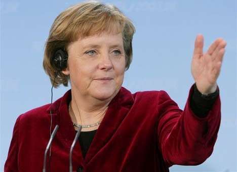 Меркель: Германия вынуждена расширить санкции против России