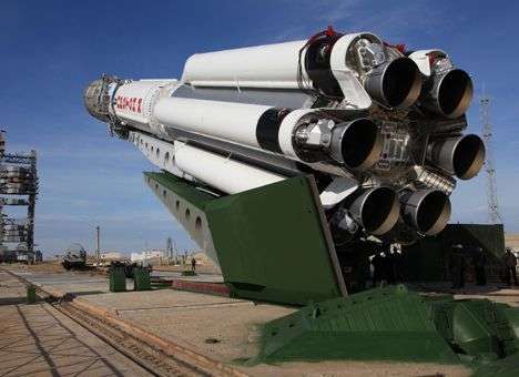 «Протон-М» с двумя спутниками связи стартовал с Байконура