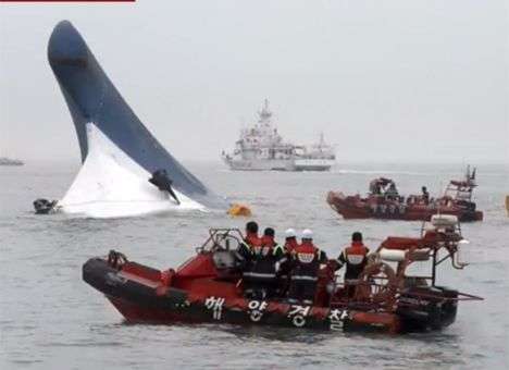 Число жертв крушения южнокорейского парома превысило 190 человек