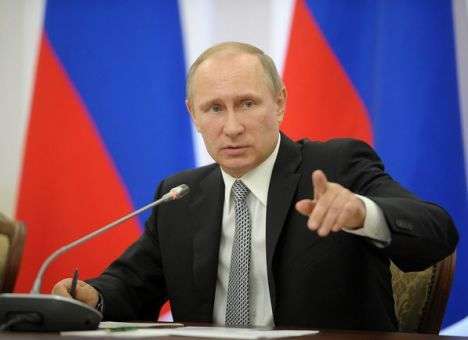 Путин уже отправил ветеранам в Крым поздравления ко Дню Победы