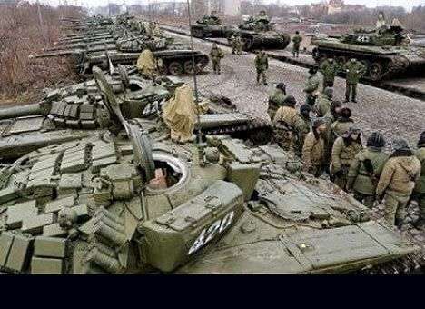 Российские войска все еще не отведены от украинских границ,— Госпогранслужба