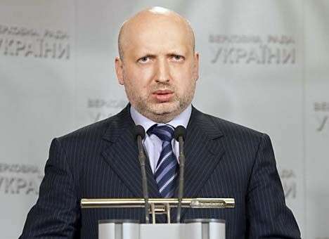 Турчинов надеется, что бюрократы станут функциональными работниками