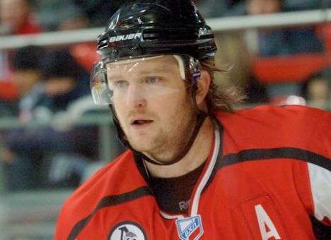 Форвард сборной Украины продолжит карьеру в Донецке