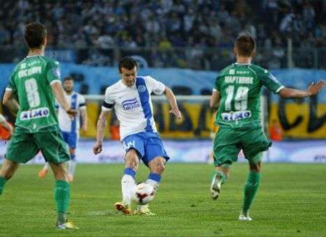 «Карпаты» громят чемпионские надежды «Днепра»