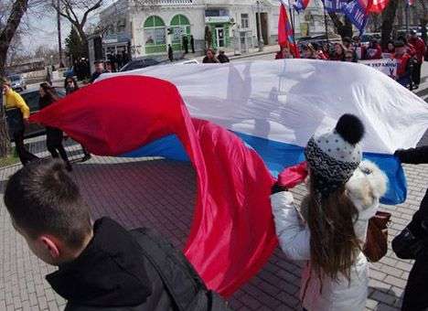 Более 60% россиян беспокоит ущемление прав русскоязычных в Украине, – опрос