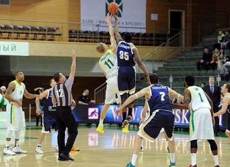 Баскетбольный финал: опыт чемпиона против стабильности претендента