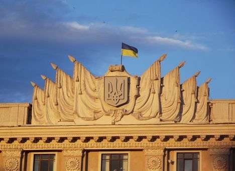 Яценюк собирает сегодняшний Кабмин в Харькове