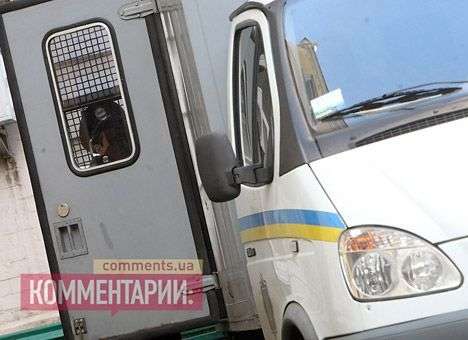 На Полтавщине напали на конвой, этапировавший донецких сепаратистов. Есть жертвы