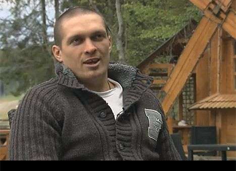 Александр Усик тренируется в Буковеле (ВИДЕО)